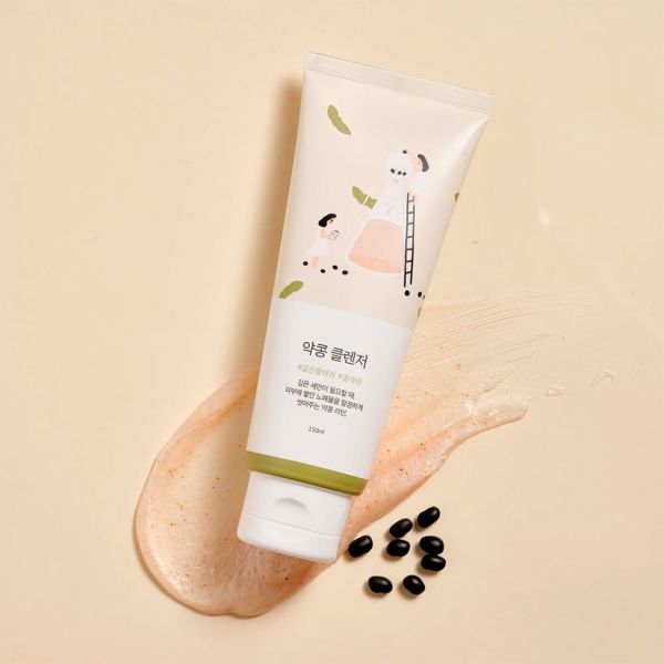 Пенка-скраб для умывания с соей Round Lab Soybean Cleanser